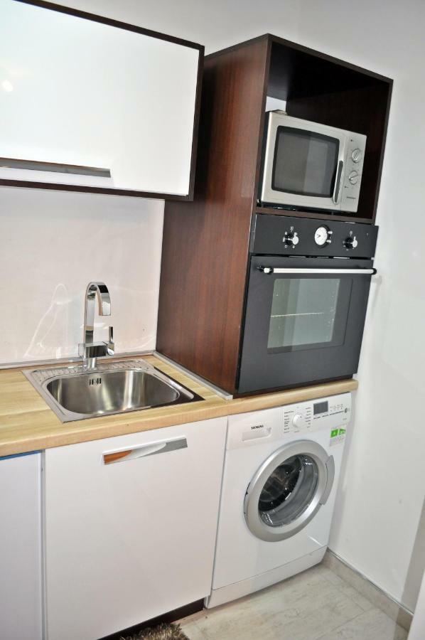 Apartman Dina Appartement Tuzla Buitenkant foto
